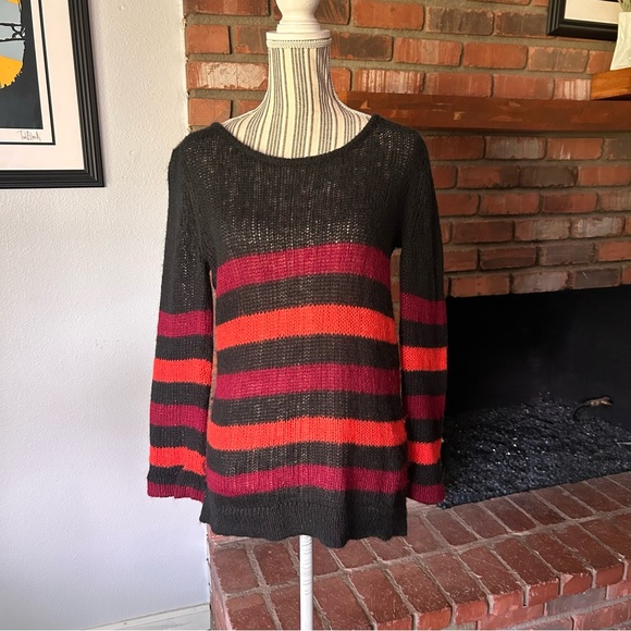 Wooden Ships Striped Mohair Blend Bell Sleeve Sweater in Red & Black Sz M/L - Picture 1 of 7
